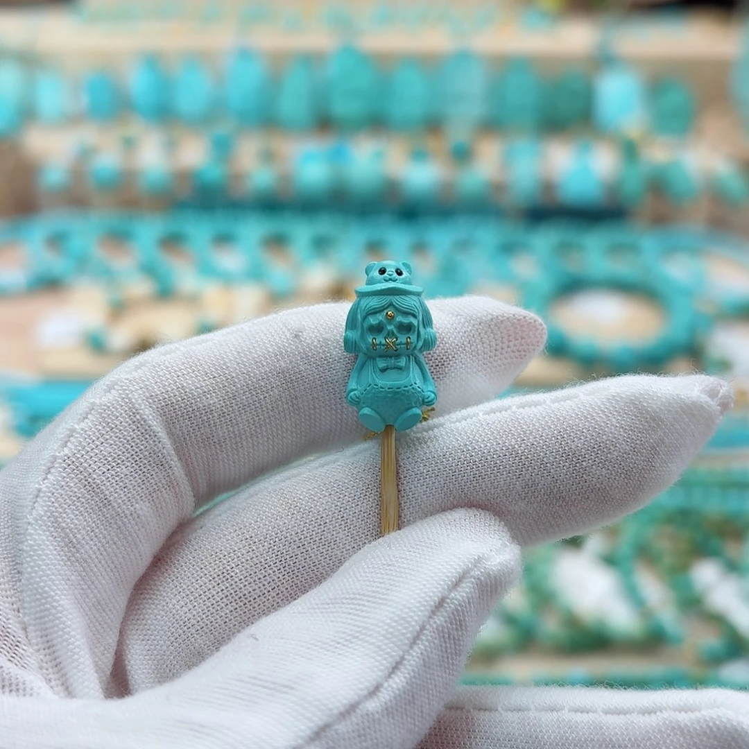 绿松石未镶嵌珠宝奇石