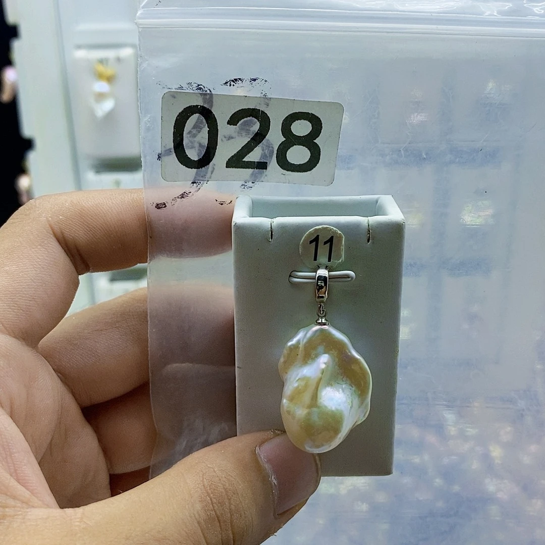 颈饰合金淡水珍珠