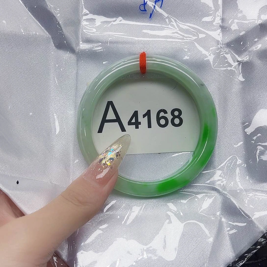 手饰翡翠未镶嵌默认微瑕