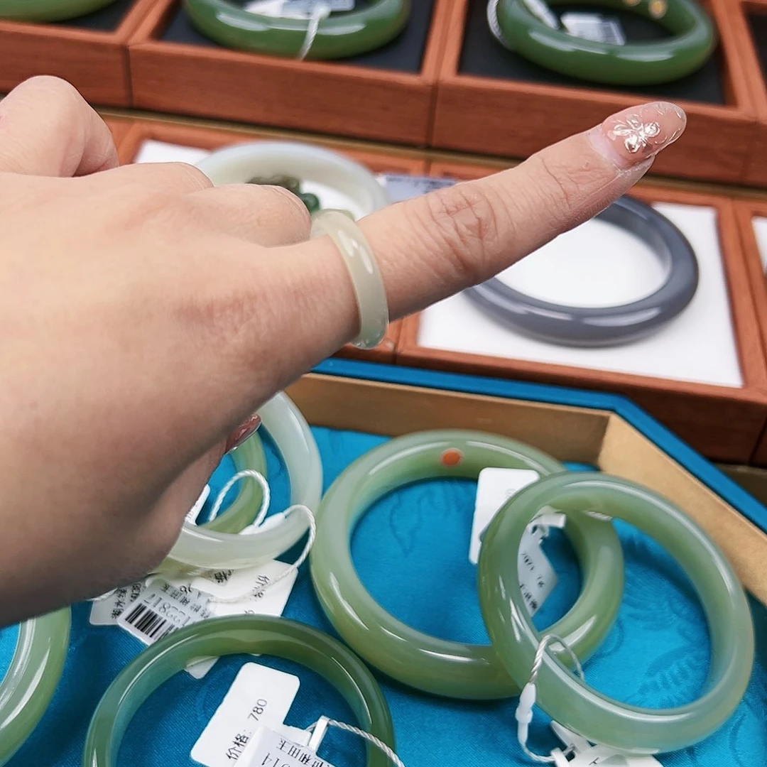 和田玉戒指未镶嵌