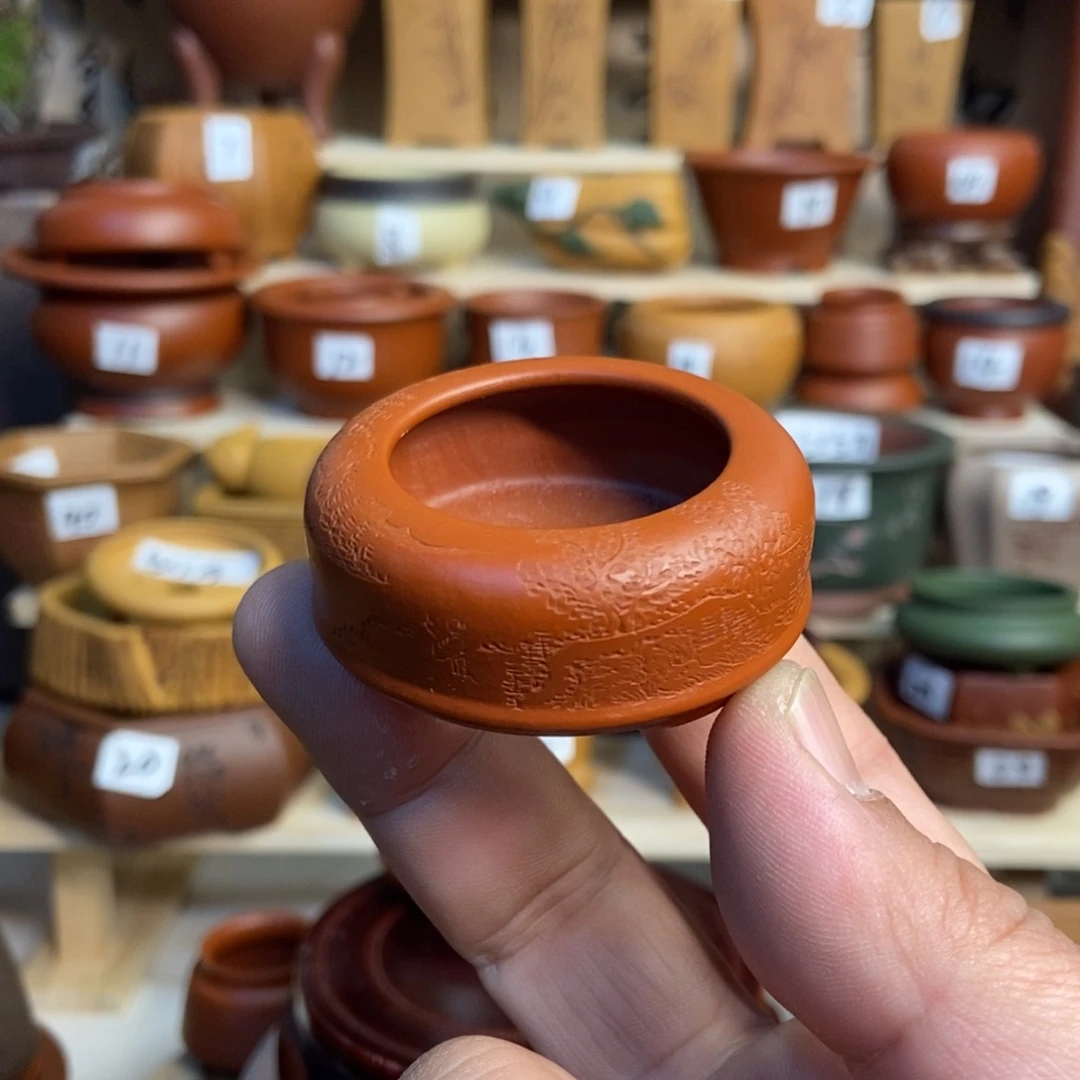 紫砂花盆孙伟手拉胚带刻绘，内口经尺寸3×1.5