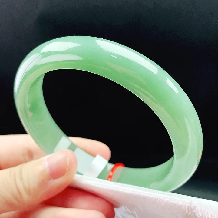 未镶嵌手镯翡翠56圈