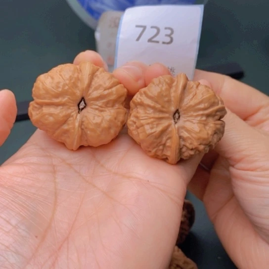 把件文玩核桃熊****婆39蛤蟆头723