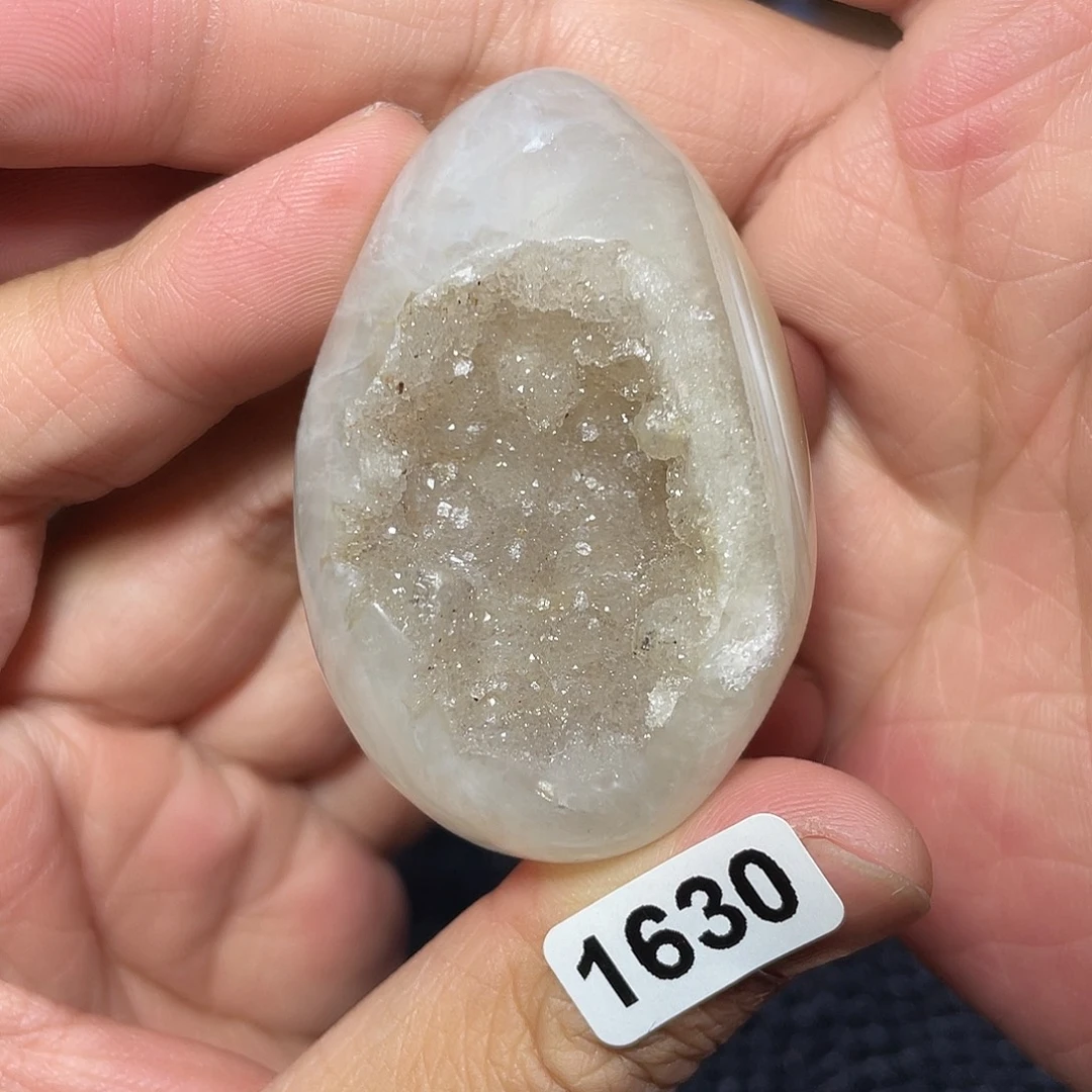 大型摆件（非配饰）未镶嵌水晶