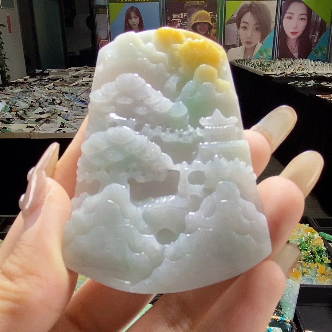 颈饰未镶嵌翡翠翡翠