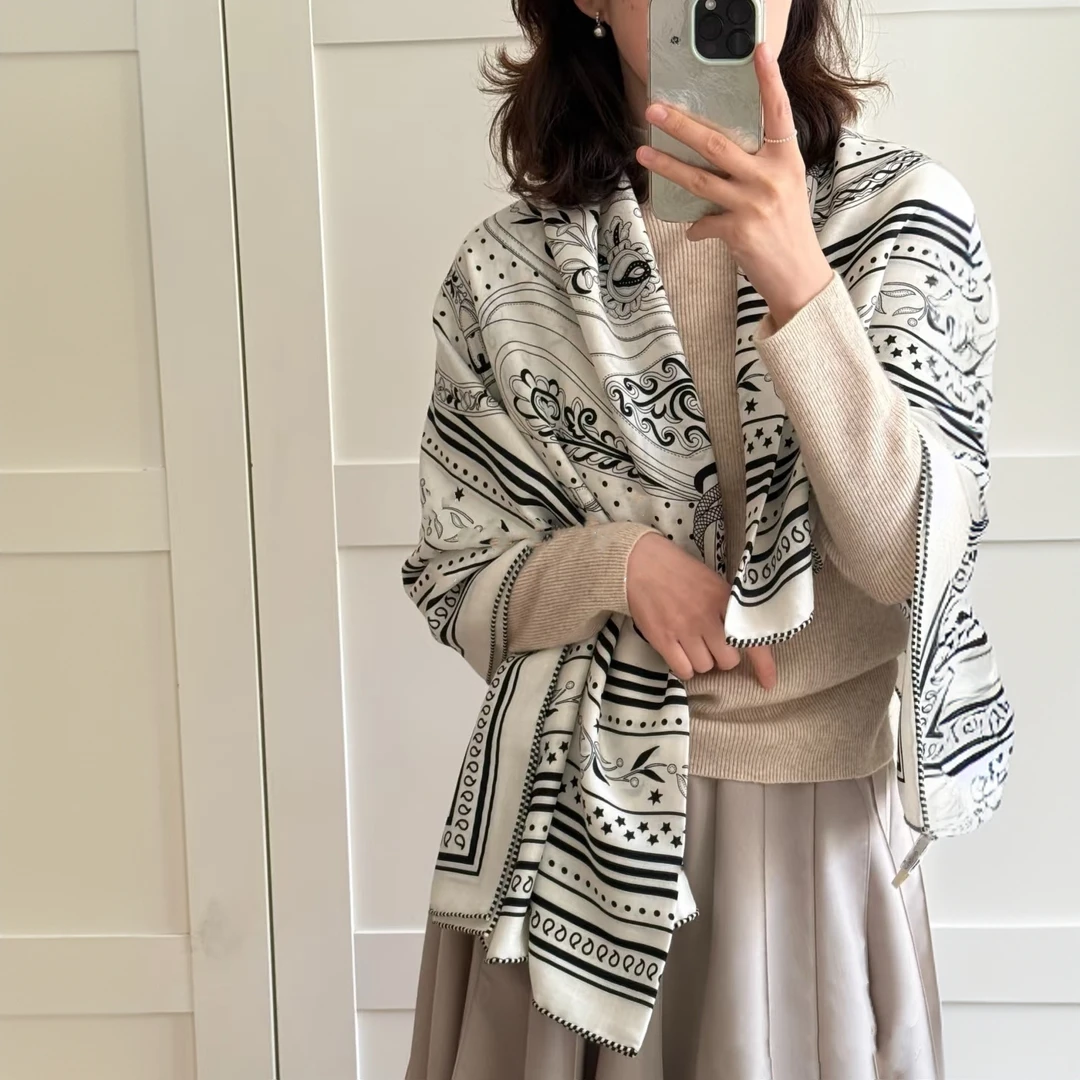 亚马逊庆典2025款新款羊毛加真丝140大方巾围巾女夏季空调房披肩