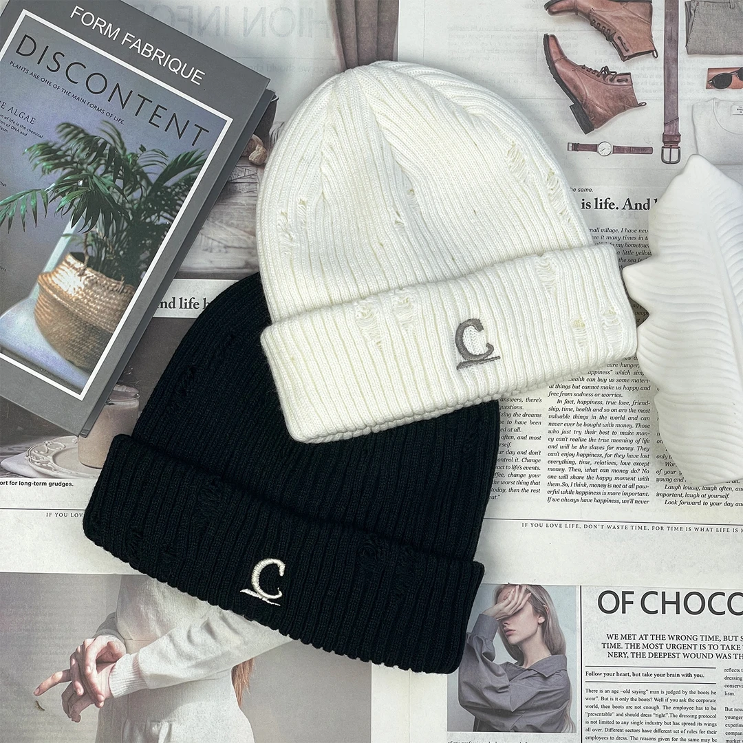 秋冬加厚双层针织帽字母刺绣破洞棉帽女休闲百搭户外出游防寒冷帽