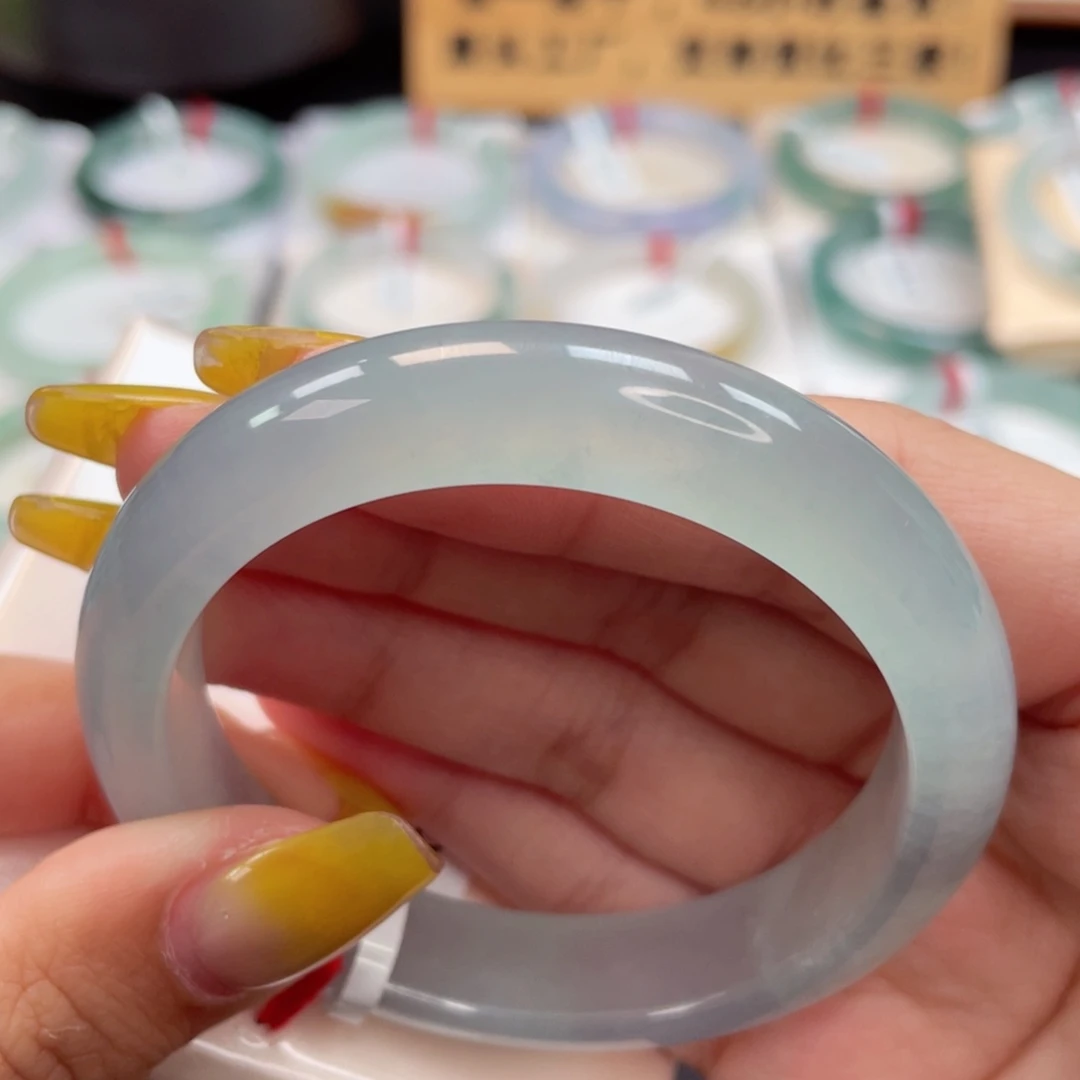 翡翠手镯未镶嵌54果冻底蓝水36号