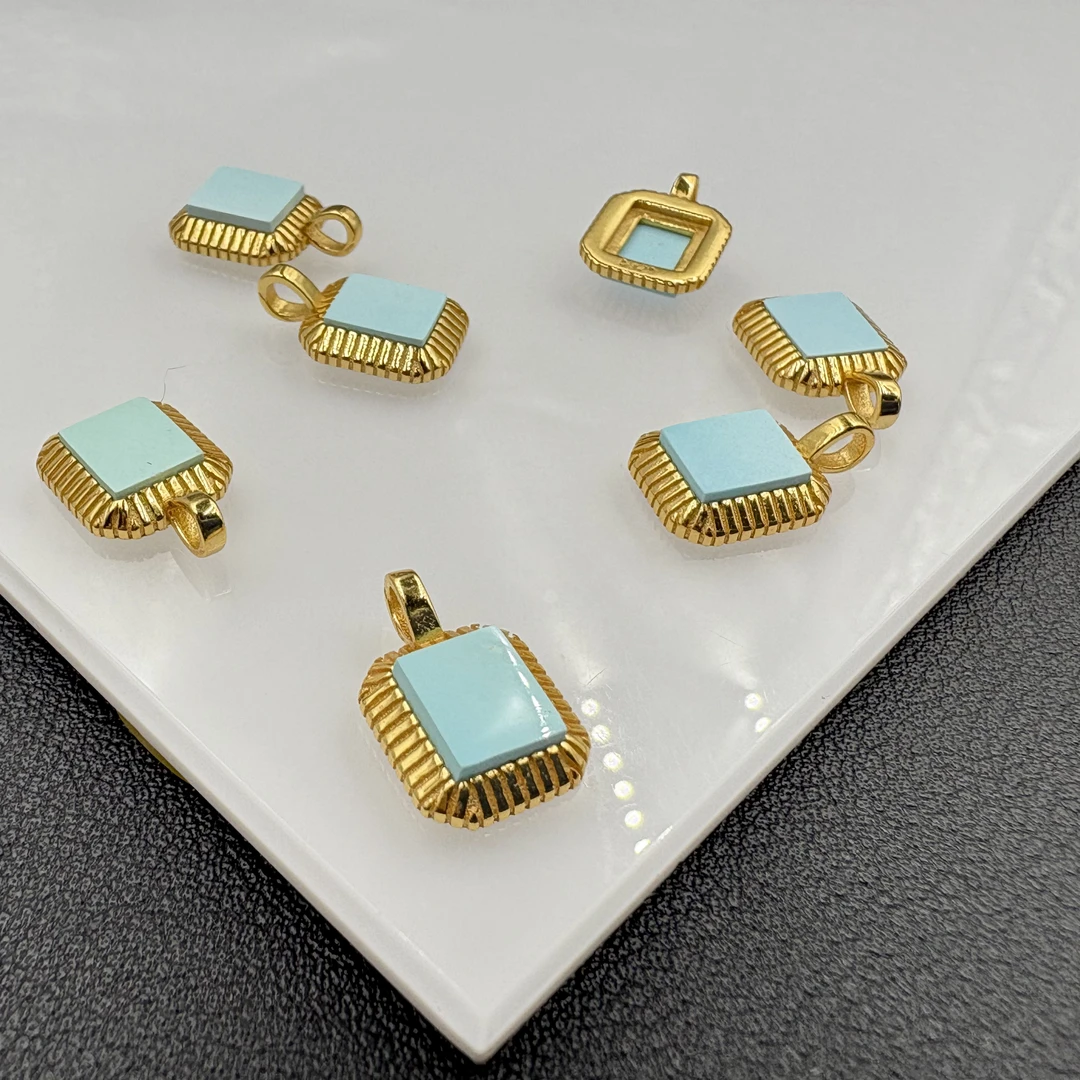 吊坠925银 戴琴珠宝」DQ1818-银金色绿色方块吊坠（多样性发其一）