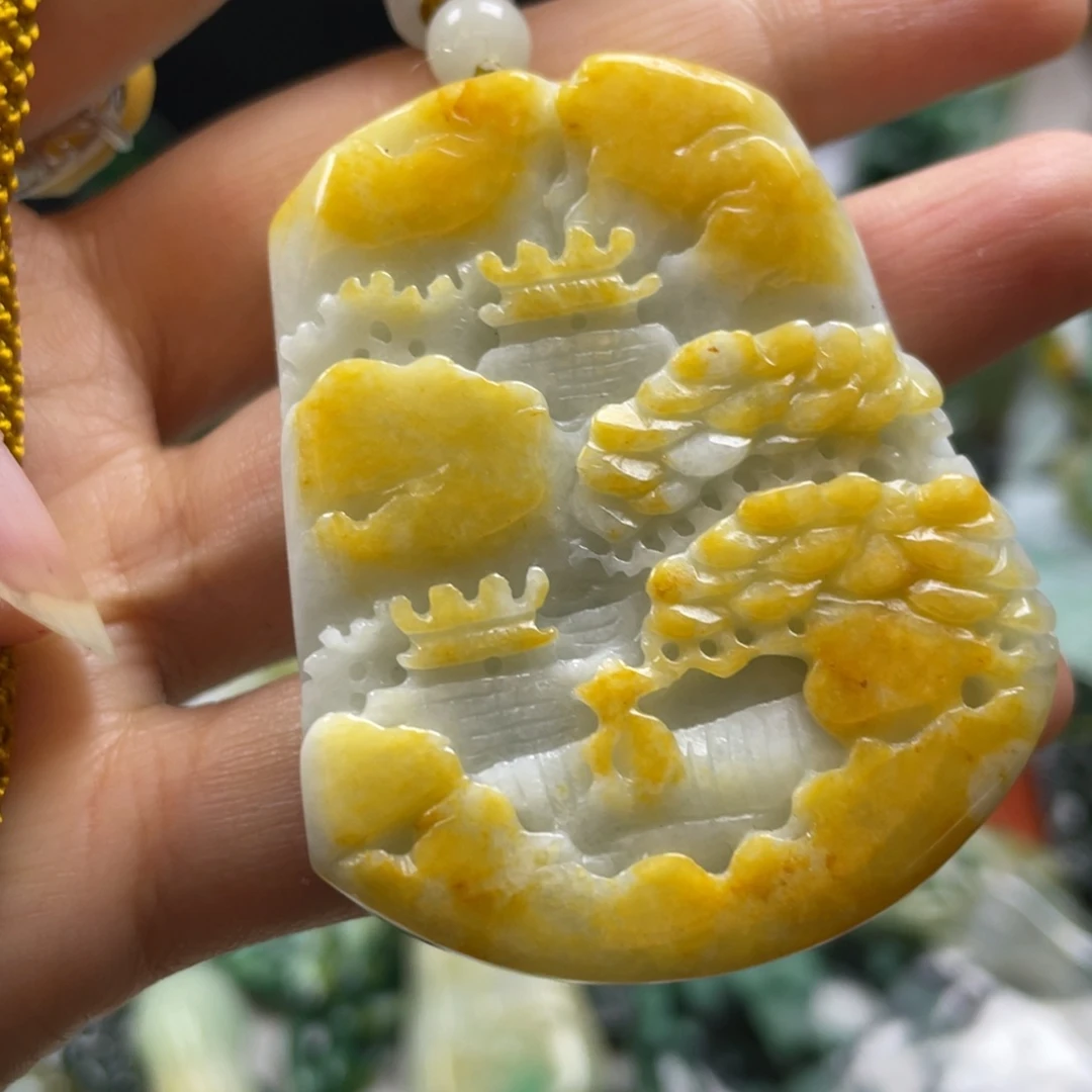 翡翠颈饰未镶嵌牌子