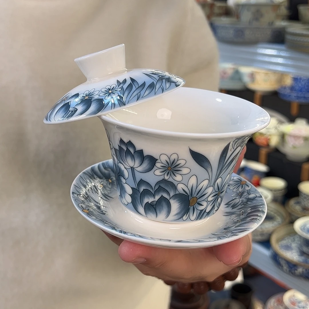 盖碗很漂亮我很喜欢