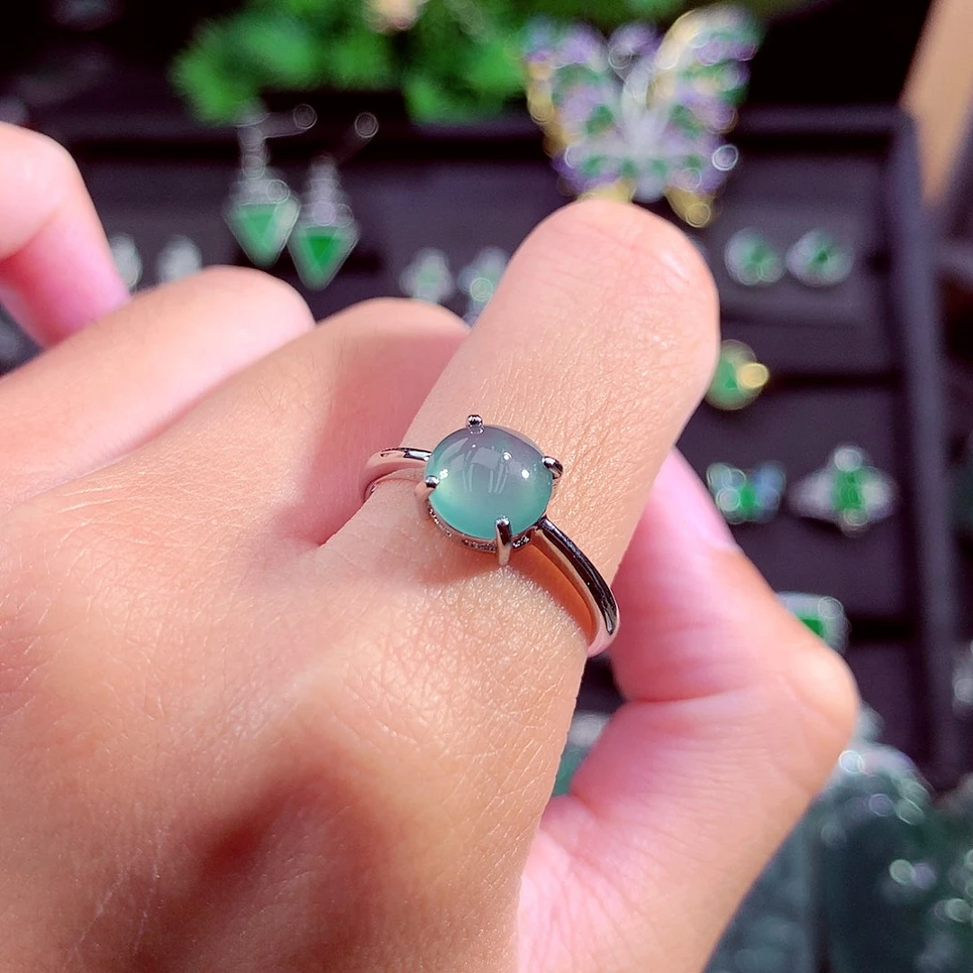 颈饰未镶嵌翡翠天然