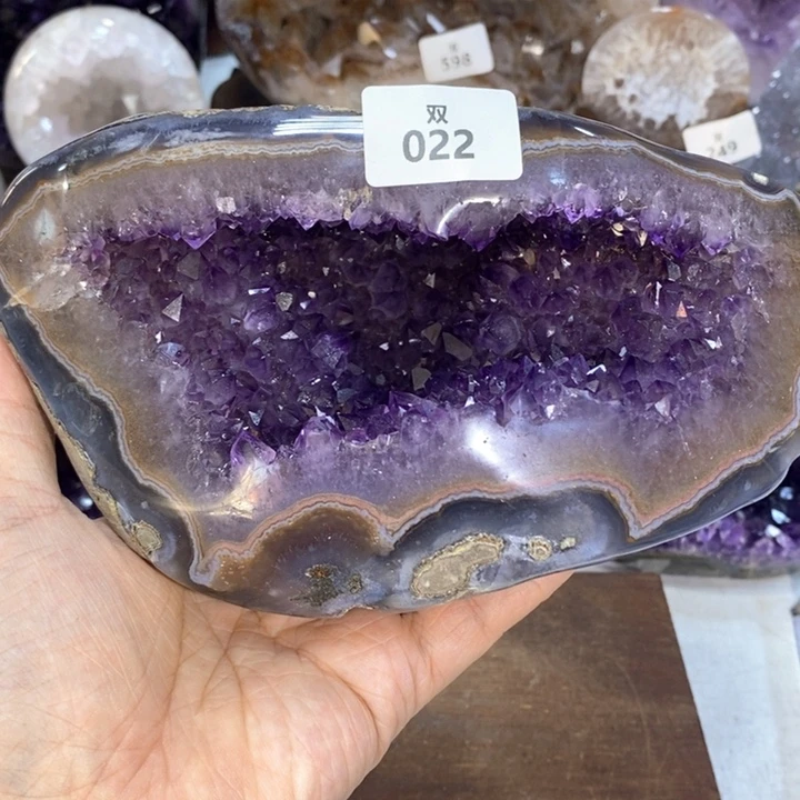 未镶嵌水晶大型摆件（非配饰）