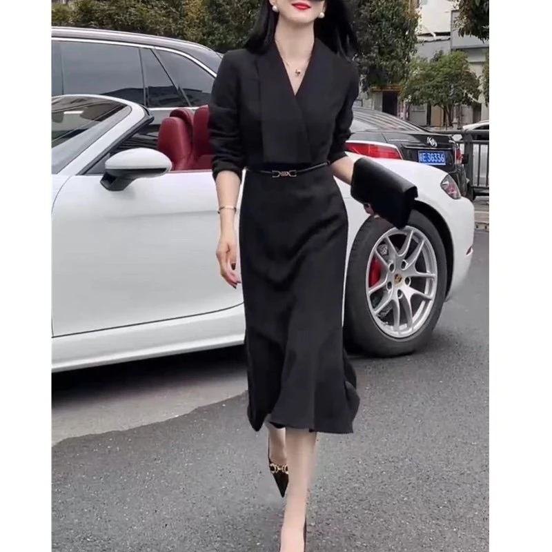 时尚显瘦气质女士百搭中长款纯色轻熟风连衣裙长裙