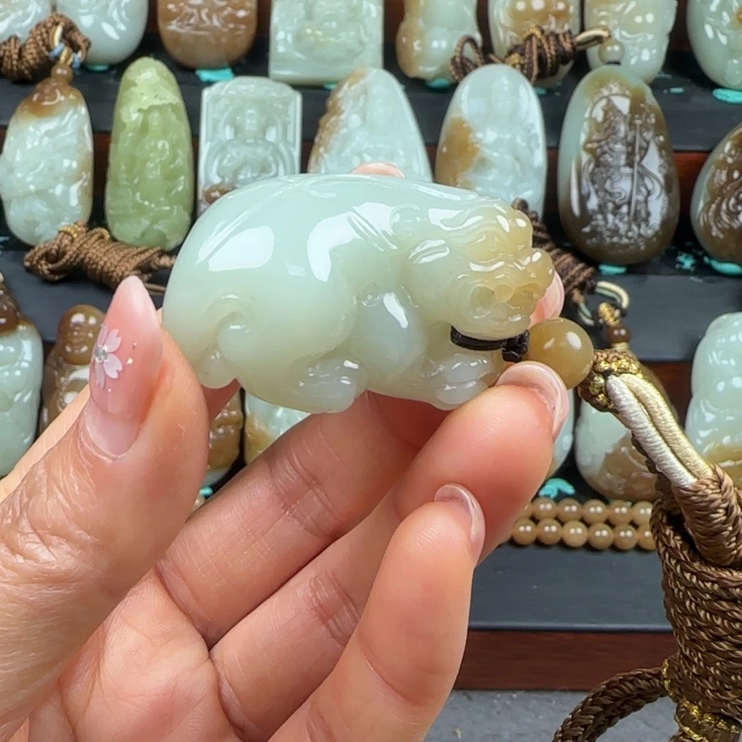 和田玉未镶嵌挂件