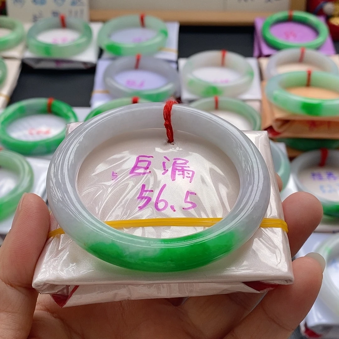 翡翠未镶嵌手镯手镯勿拍