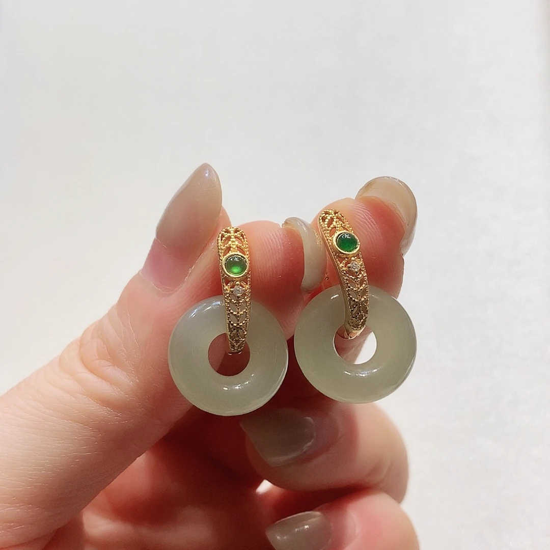 和田玉银S925镶嵌耳饰