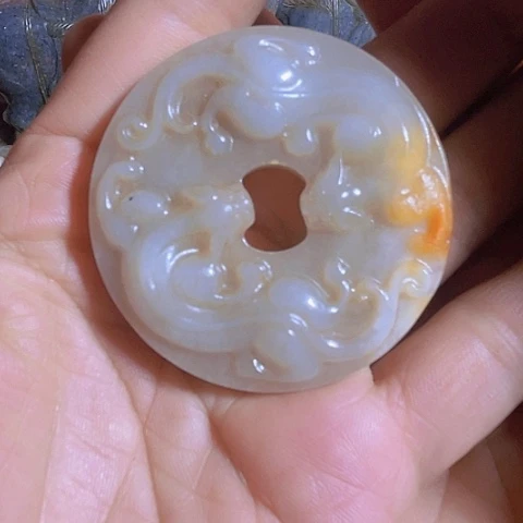 摆件精美绝伦青花瓷玉盘