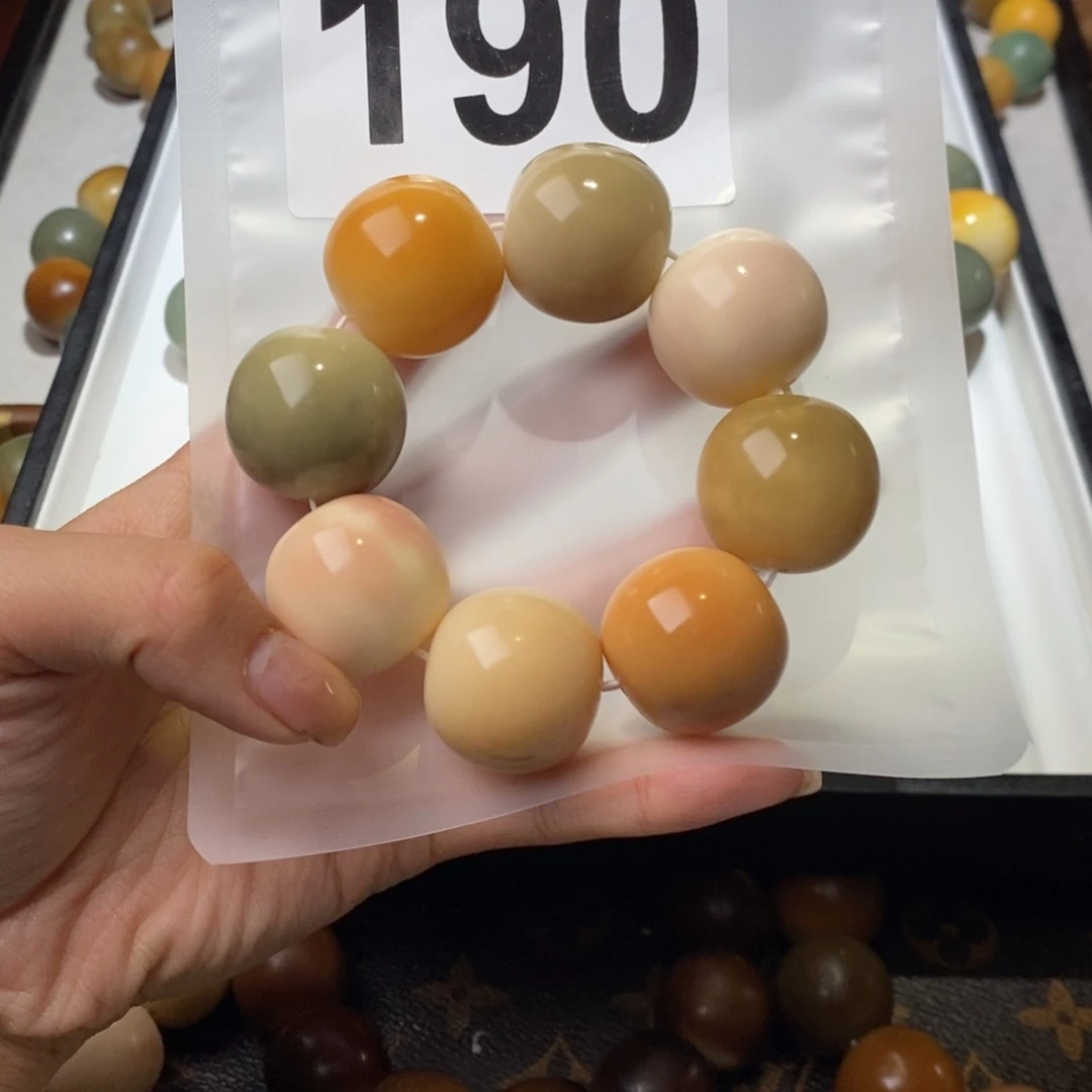 白玉菩提手串?***?190高货干磨