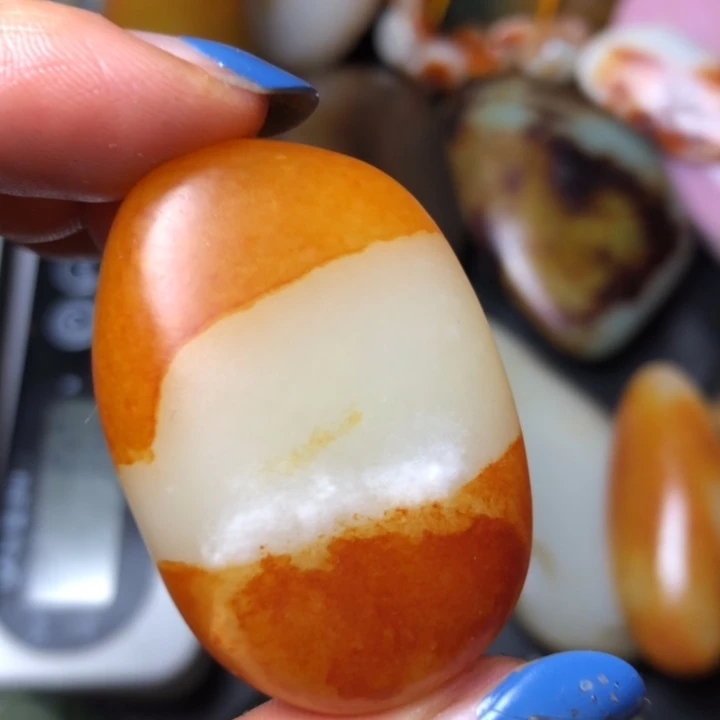 和田玉未镶嵌珠宝奇石