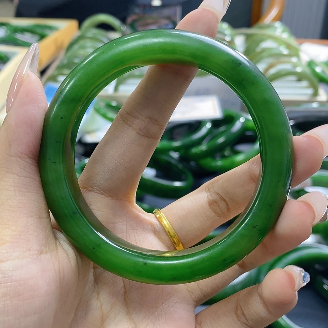 哈***)手链未镶嵌和田玉（青玉）