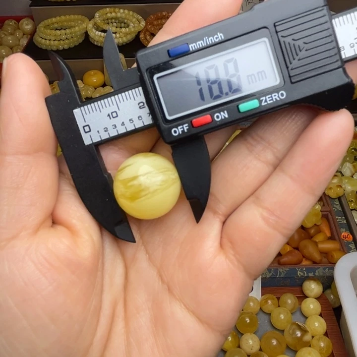 蜜蜡未镶嵌珠宝奇石天然蜜蜡散珠微瑕一粒166