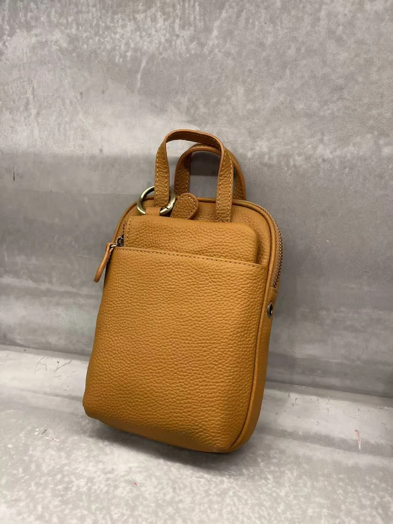 双肩26箱包时尚百搭轻奢