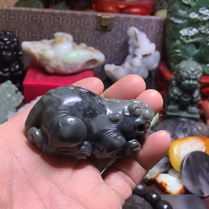 未镶嵌和田玉（糖玉）挂件