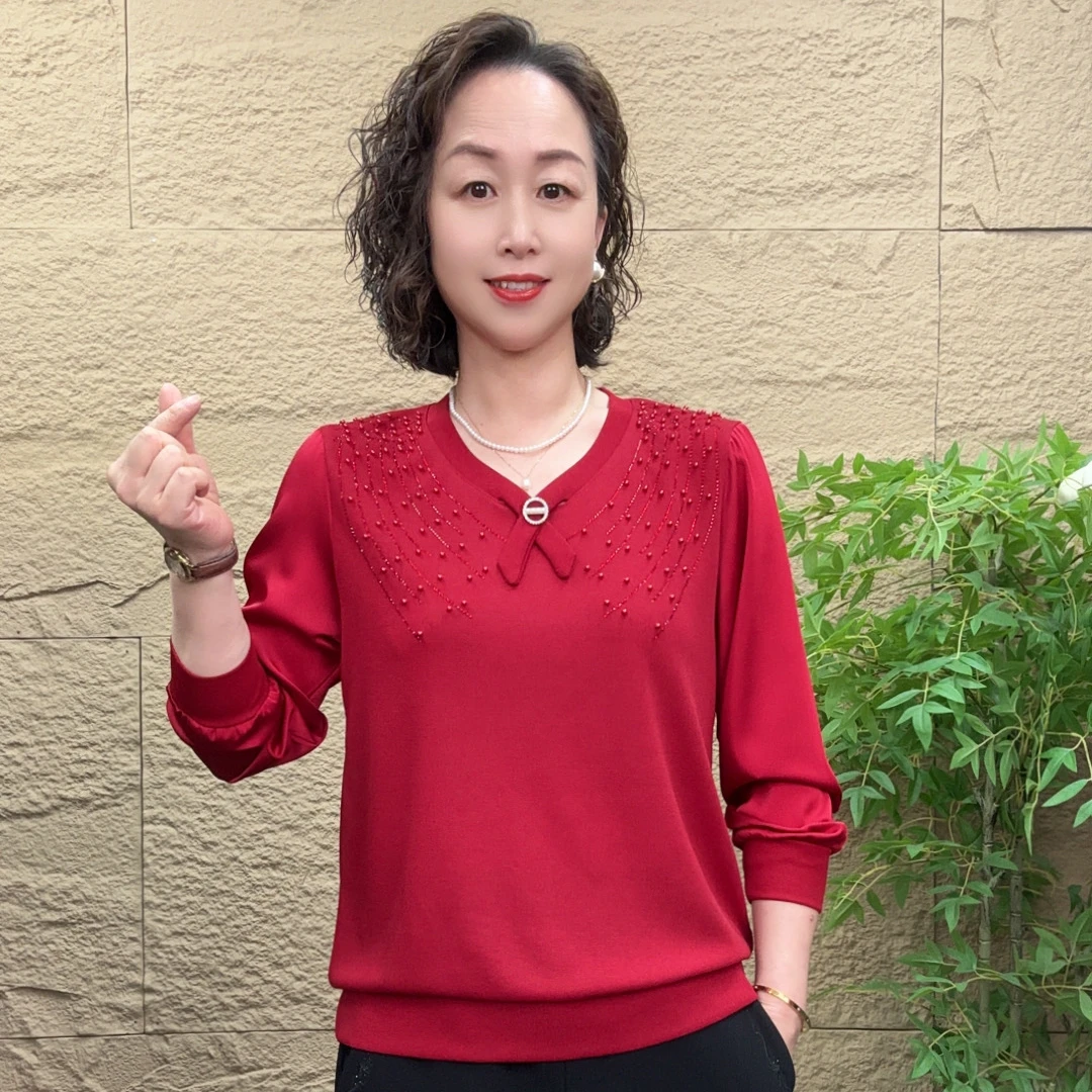 中老年女装秋装新款V领飘带钉珠宽松显瘦百搭气质妈妈装长袖上衣