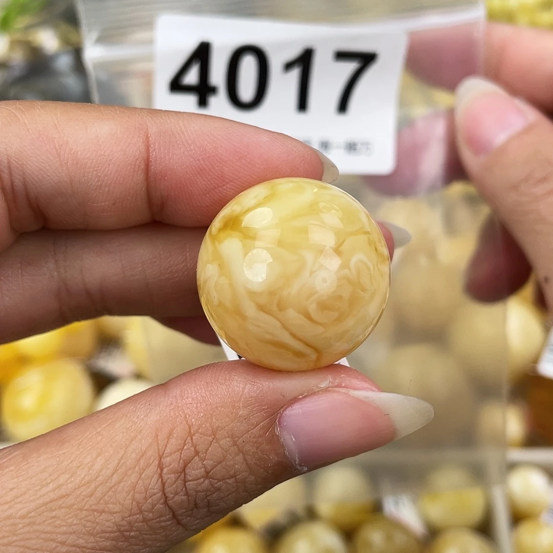 蜜蜡未镶嵌裸石23.7