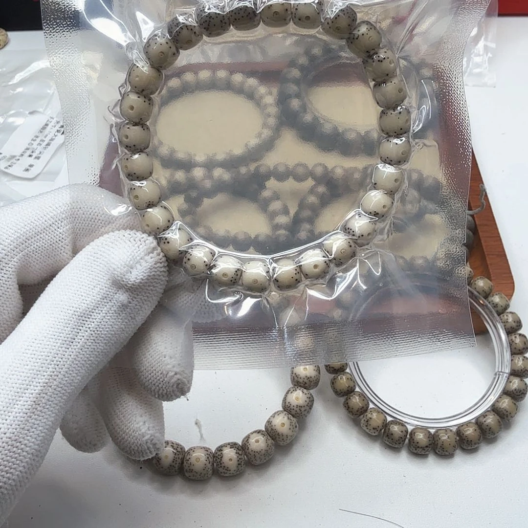 星月菩提吊坠9冰白大眼睛通体8左右单圈