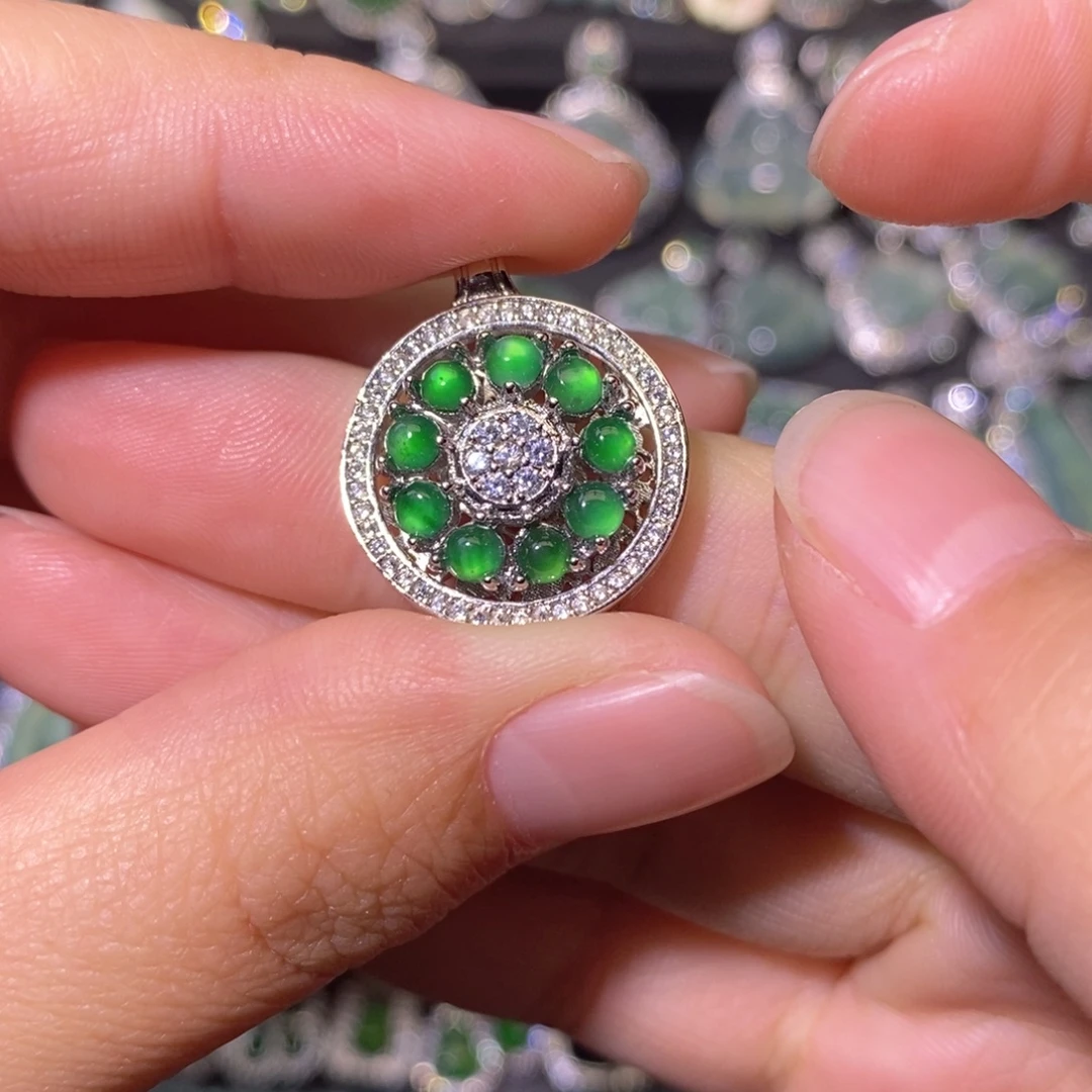 翡翠未镶嵌颈饰天然