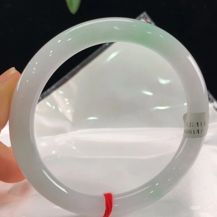 翡翠手镯未镶嵌111-0147