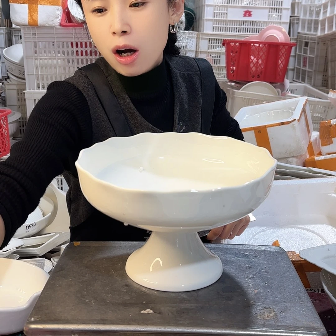 盘微瑕产品………斜高脚一个