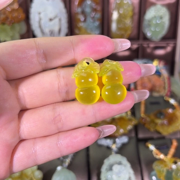 蛇纹石玉合金颈饰