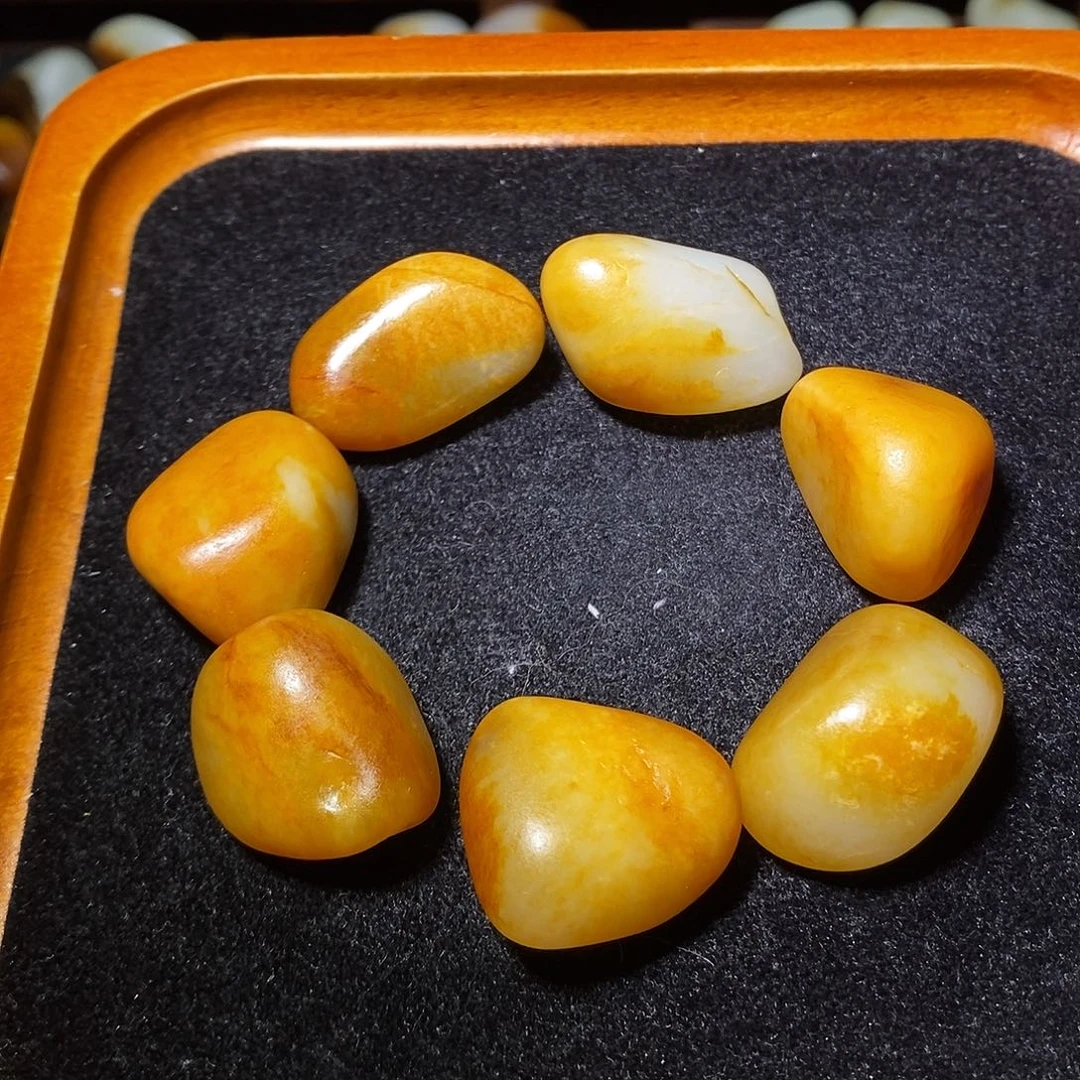 和田玉未镶嵌手链