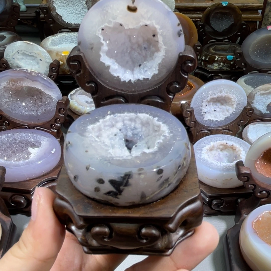 大型摆件（非配饰）水晶未镶嵌聚宝盆