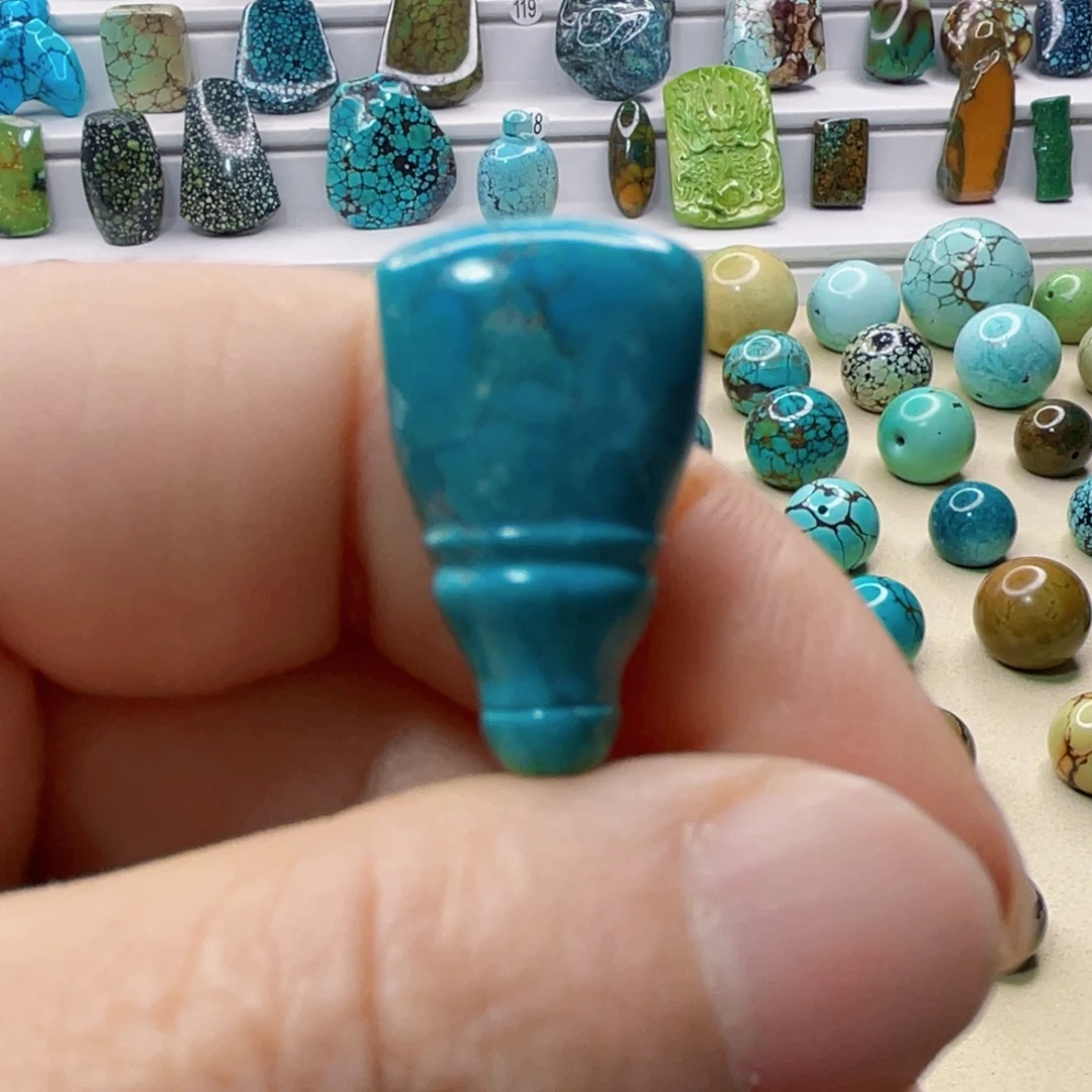 未镶嵌绿松石珠宝奇石