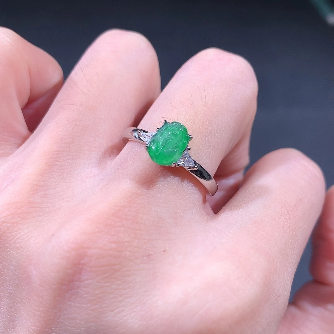 未镶嵌戒指翡翠翡翠