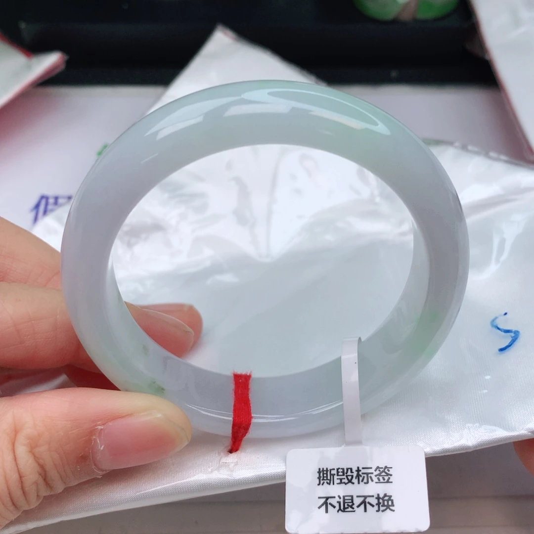 未镶嵌手镯翡翠风****天翡翠手镯