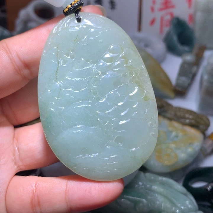 翡翠未镶嵌颈饰保真天然A货翡翠