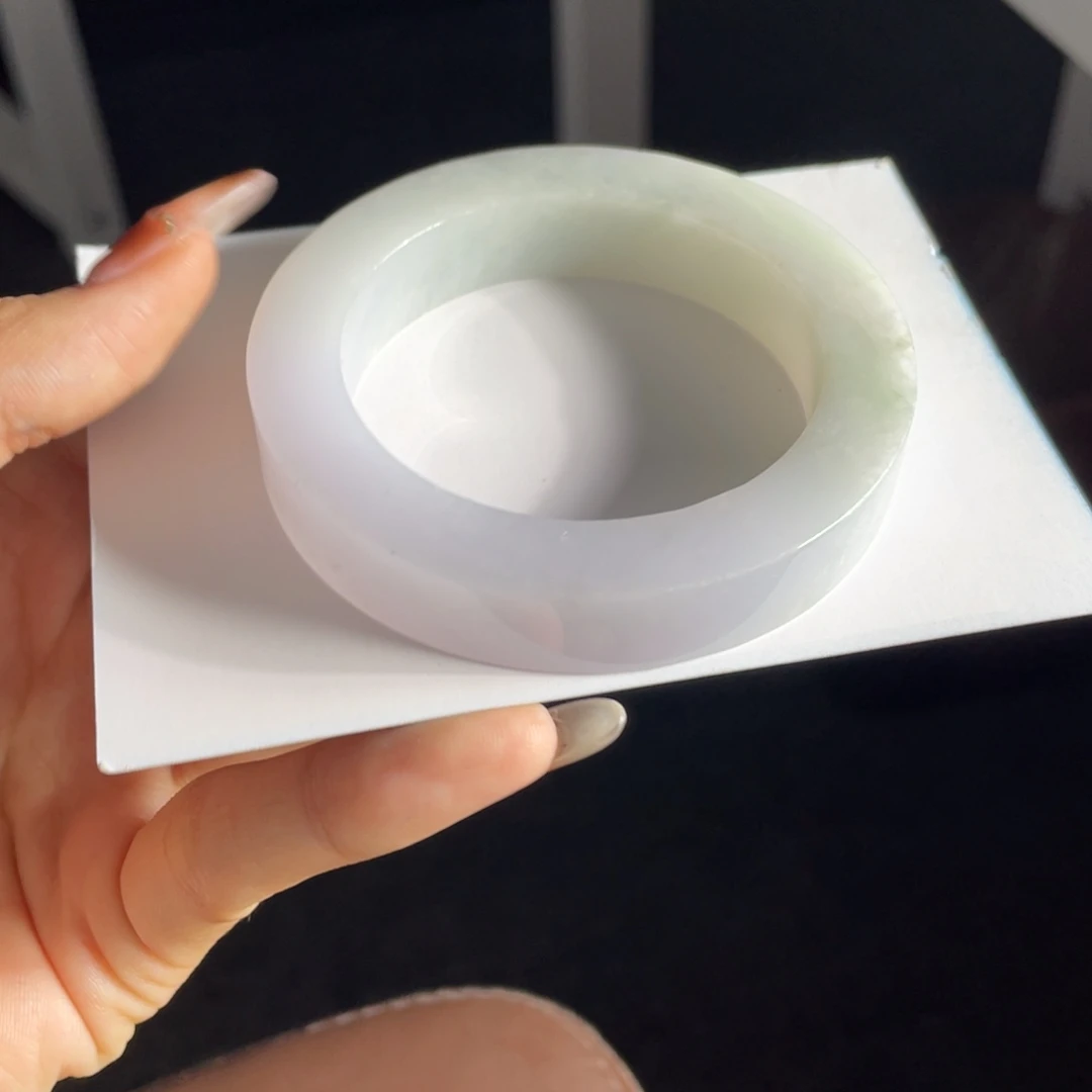断***离定制翡翠未镶嵌翡翠