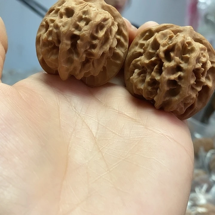 文玩核桃把件40蜡皮刀子小众
