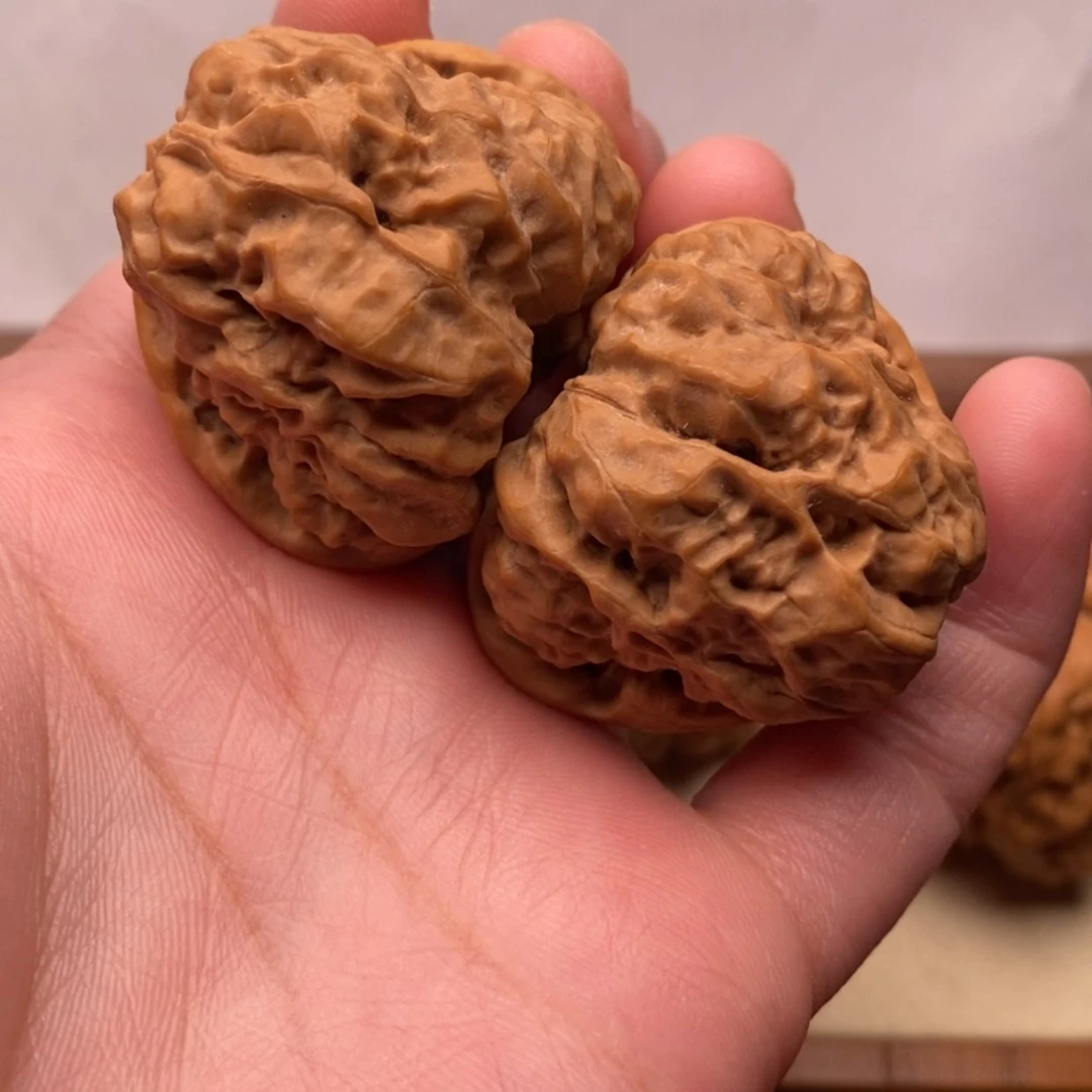 【闪购商品】把件文玩核桃三角肌肉蛙边38左右