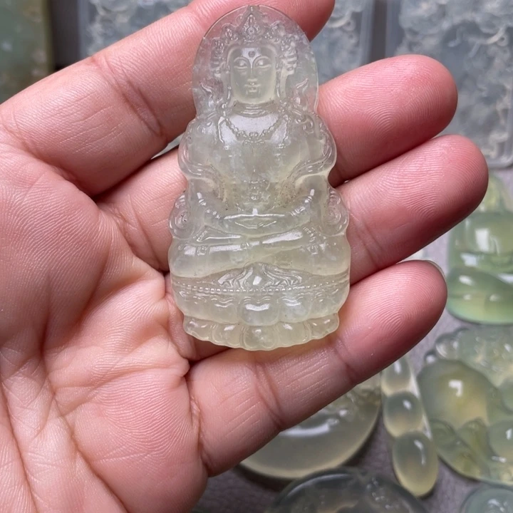 岫玉未镶嵌吊坠(赠链)