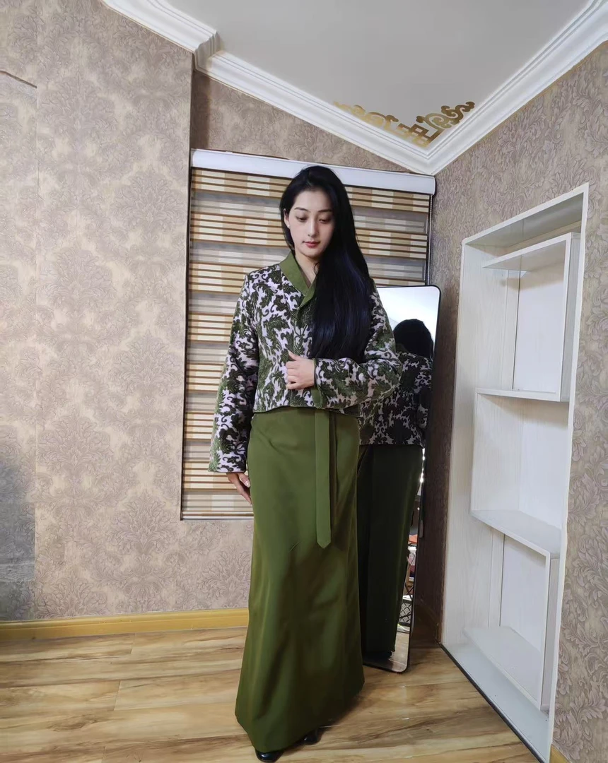 两件套气质博拉（西藏服）