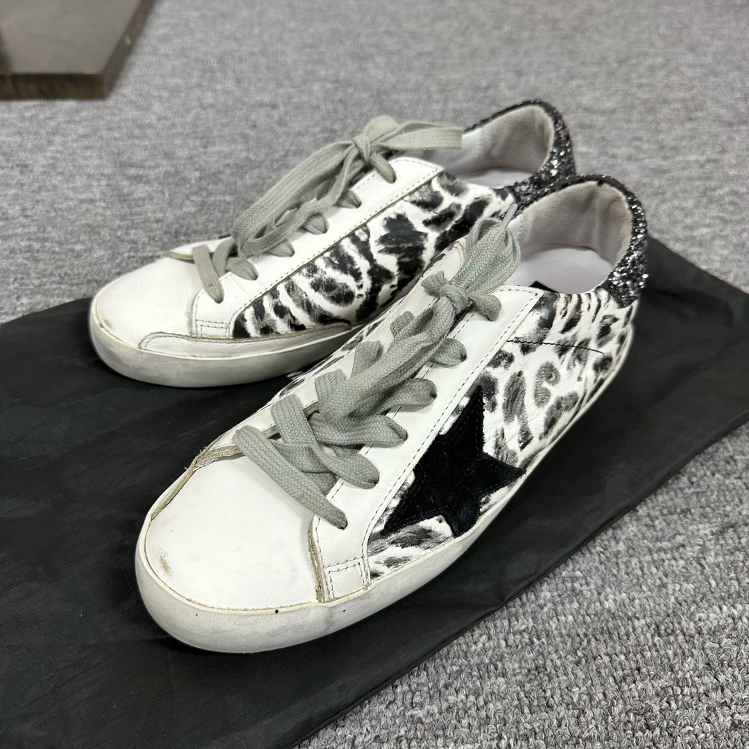 99新 KENZO/肯佐 银色 闪片 豹纹 平底鞋 36码 GGDB