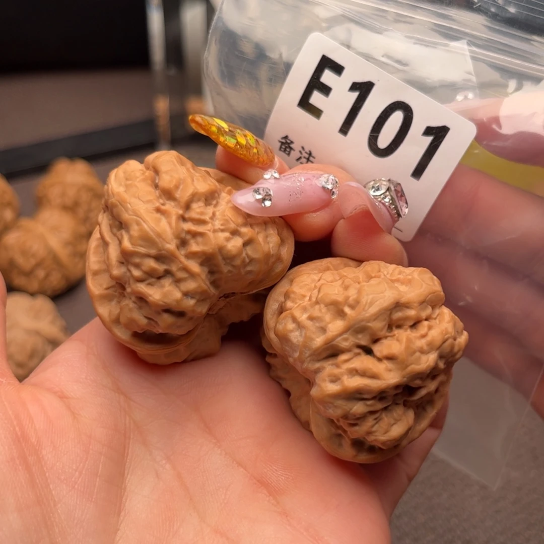 文玩核桃吊坠蛤蟆40