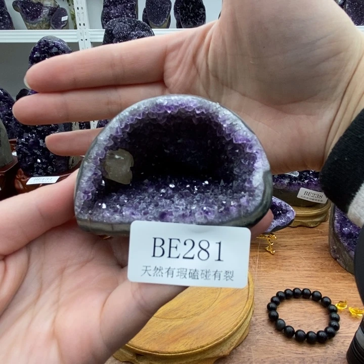 紫晶大型摆件（非配饰）未镶嵌海*?