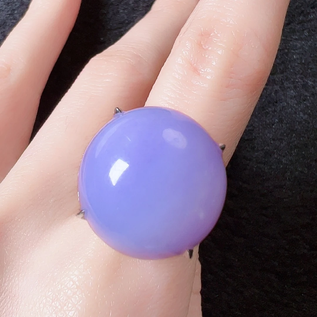 翡翠戒指18K金镶嵌签收后24小时鉴赏期，过时不退